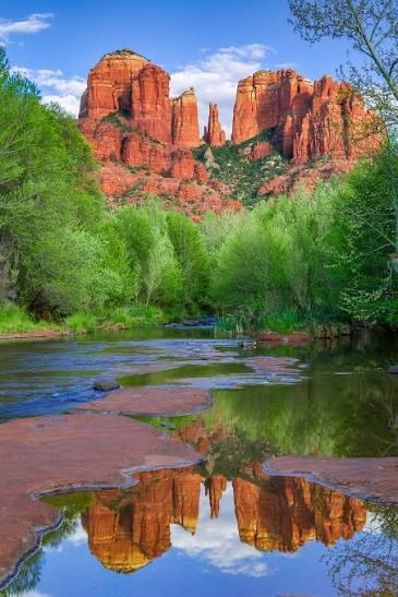 Cathedral Rock reflected in Oak Creek