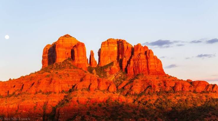 Moonrise over Cathedral Rock in Sedona
